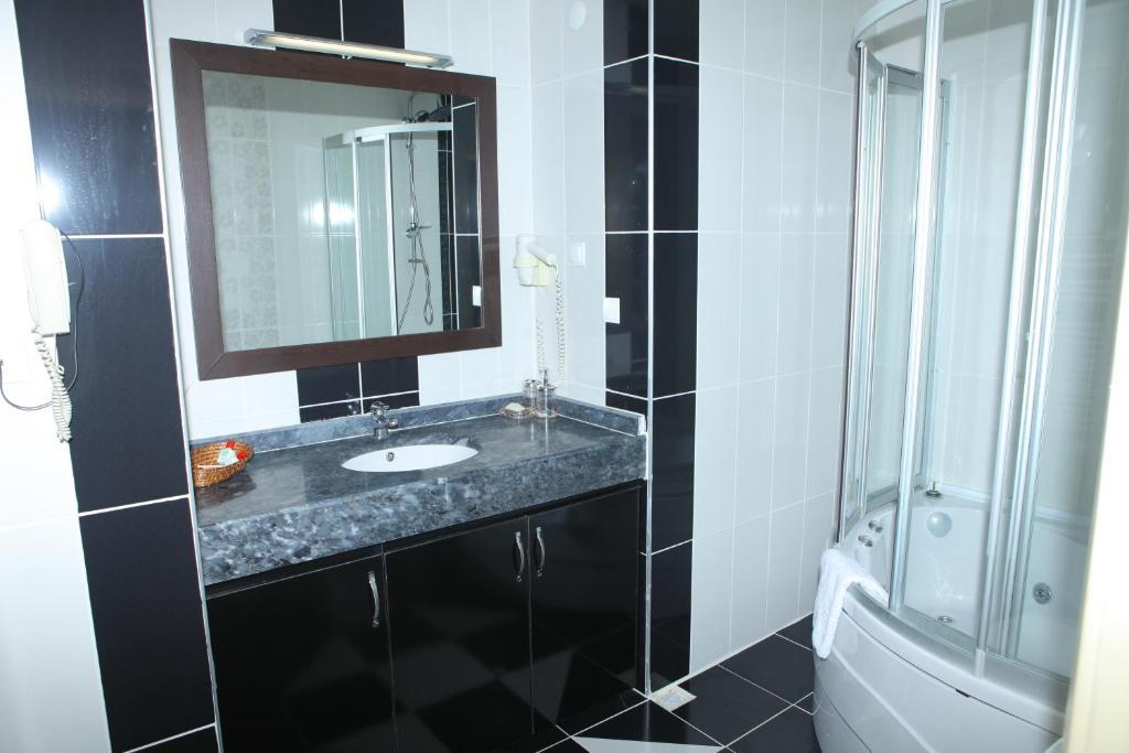 Cihan Hotel Hopa Extérieur photo